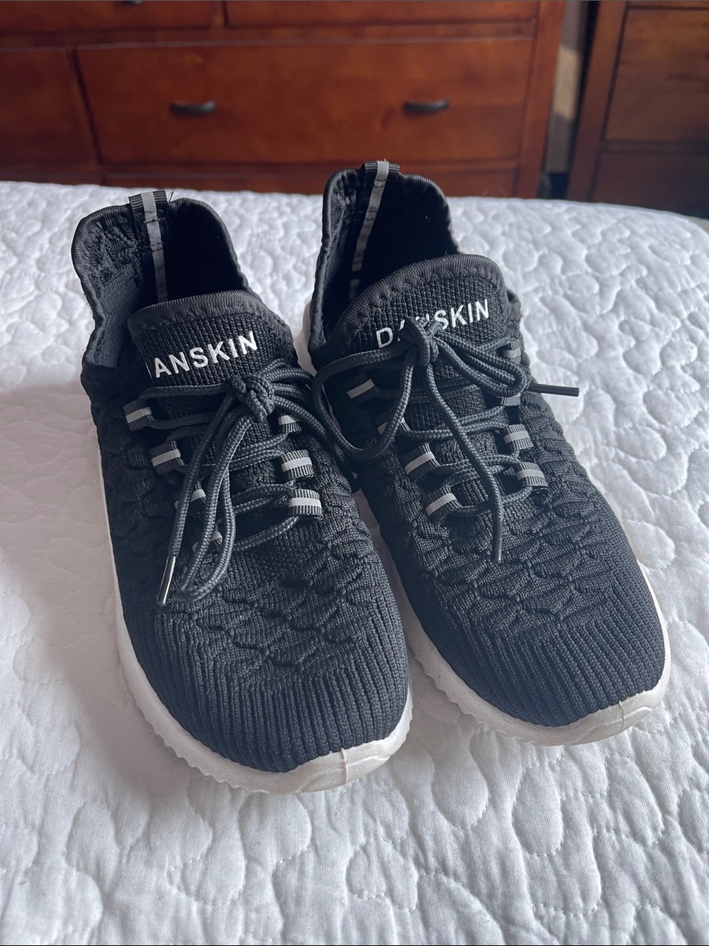 Danskin Black Knit Men’s Lace-Up Sneakers with White Sole